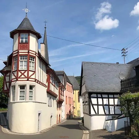 Hotel Spitzhaus Wolf *